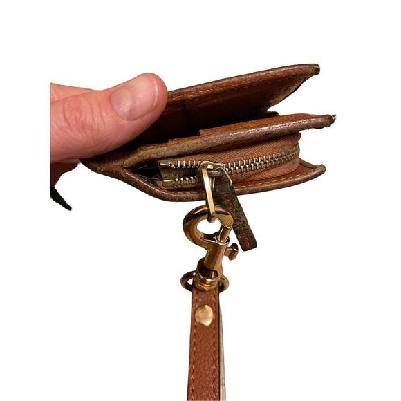 Gucci Wristlet  - Picture 7 of 7